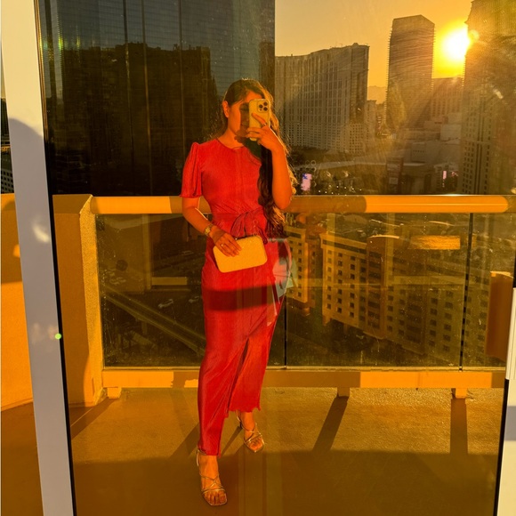 Magenta Knit Tie-Waist Midi Dress - Picture 2 of 2